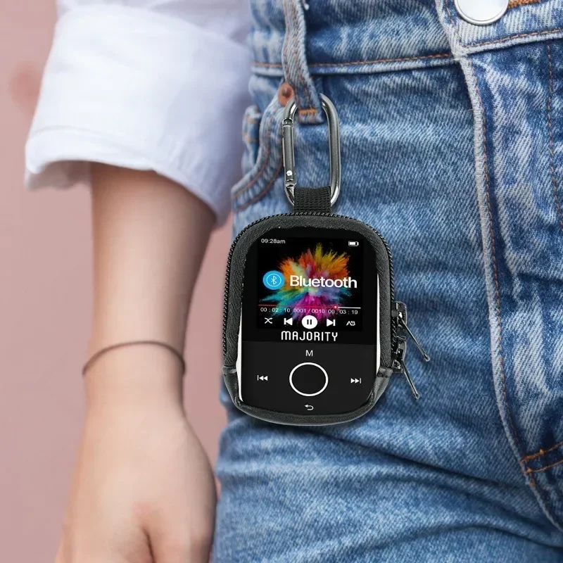 Durable MP3 Storage Bag Carry Case Music Player Case Carabiner Anti Bumps, Anti-Drops Drops, Dustproof Protector
Durable MP3 Storage Bag Carry Case Music Player Case Carabiner Anti Bumps, Anti-Drops Drops, Dustproof Protector