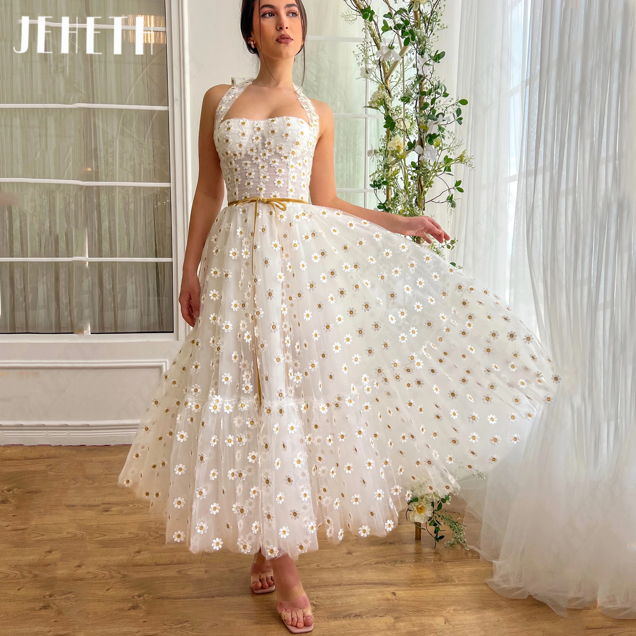 JEHETH 2026 Flowers Tulle Prom Gown Elegant A Line Party Dresses For Women Halter Neck Sleeveless Illusion Gala Gowns Customized
JEHETH 2026 Flowers Tulle Prom Gown Elegant A Line Party Dresses For Women Halter Neck Sleeveless Illusion Gala Gowns Customized