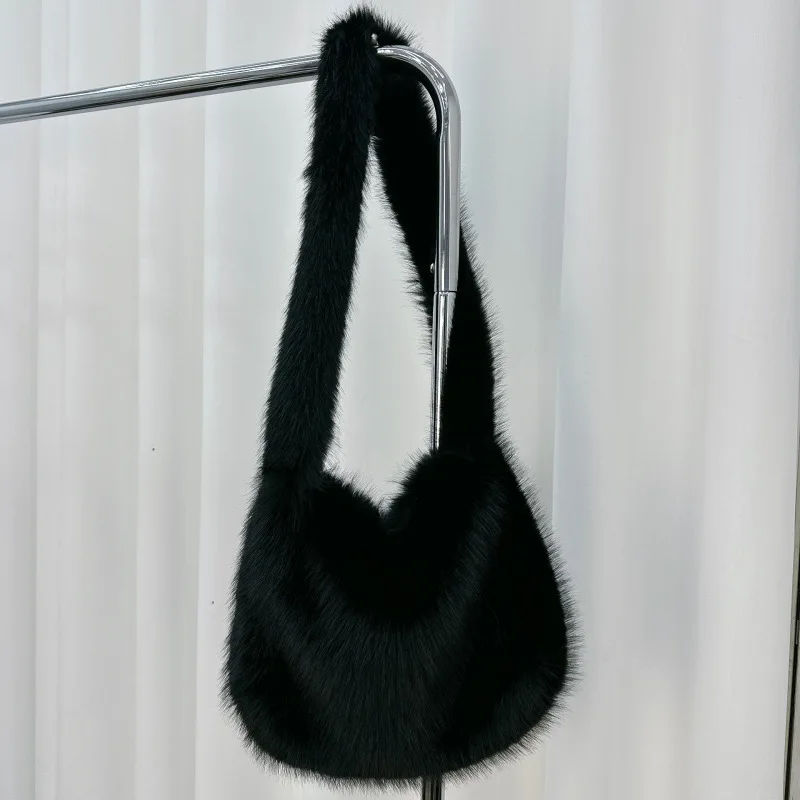 Fashion Soft Plush Crossbody Bag Designer Fluffy Faux Fur Lady Shoulder Bag Large-capacity Commuting Furry Single-shoulder Bag
Fashion Soft Plush Crossbody Bag Designer Fluffy Faux Fur Lady Shoulder Bag Large-capacity Commuting Furry Single-shoulder Bag
