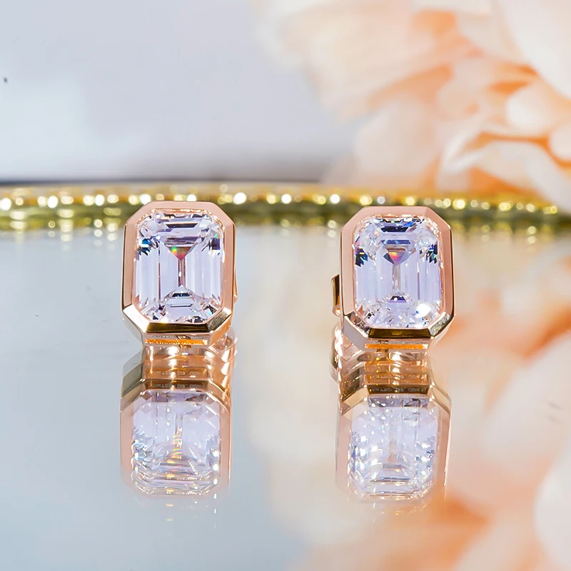 Rose Gold Studs Earrings S925 Sterling Silver Gold Plated 2 Carat Square Zircon for Women Fine Jewelry Summer Holiday 2023 New
Rose Gold Studs Earrings S925 Sterling Silver Gold Plated 2 Carat Square Zircon for Women Fine Jewelry Summer Holiday 2023 New