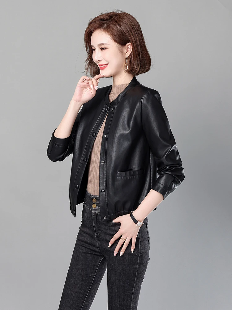 Женская куртка из натуральной кожи Ning, новая коллекция 2025 года, весна-осень, из овчины, свободного кроя, в корейском стиле, маломерная версия.
Женская куртка из натуральной кожи Ning, новая коллекция 2025 года, весна-осень, из овчины, свободного кроя, в корейском стиле, маломерная версия.