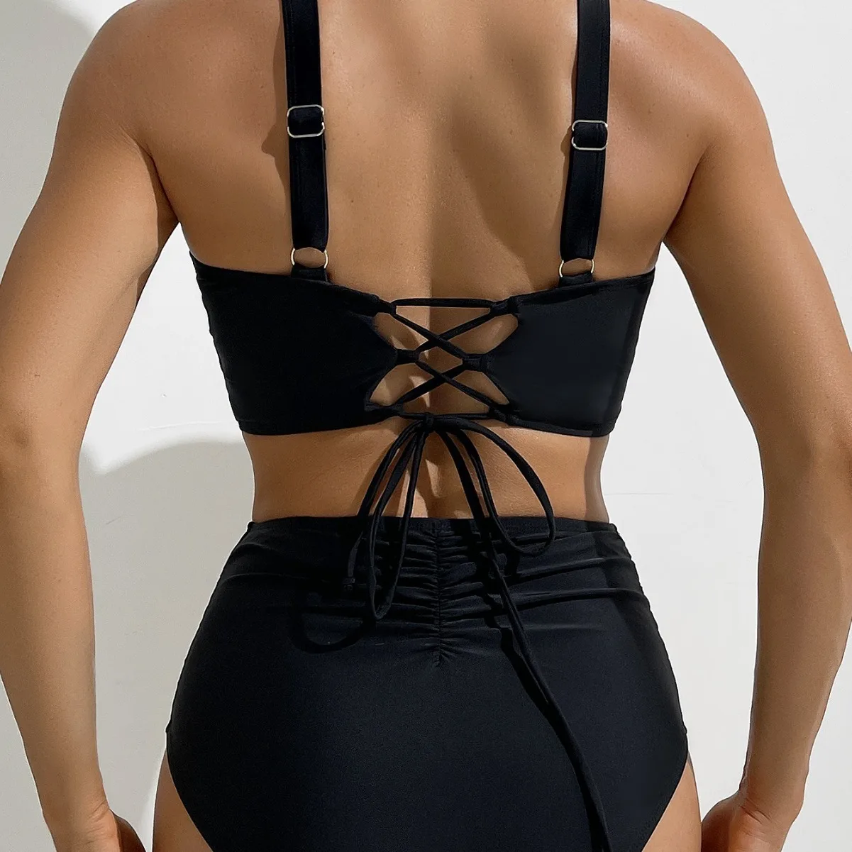 Модные женские летние новые бикини с разрезом и высокой талией, сексуальный и тонкий купальник с сборкой на груди
Модные женские летние новые бикини с разрезом и высокой талией, сексуальный и тонкий купальник с сборкой на груди