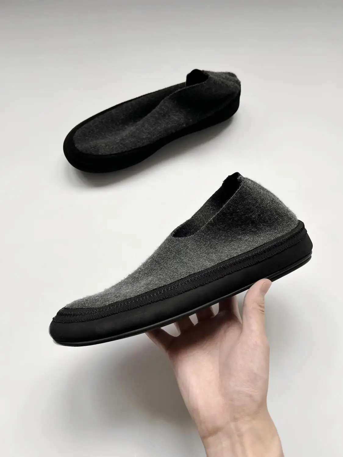 Trendy Casual Shoes Comfortable Soft Bottom Breathable Men's Shoes Lightweight Flat Bottom Easy to Wear Driving Lazy Shoes
Trendy Casual Shoes Comfortable Soft Bottom Breathable Men's Shoes Lightweight Flat Bottom Easy to Wear Driving Lazy Shoes