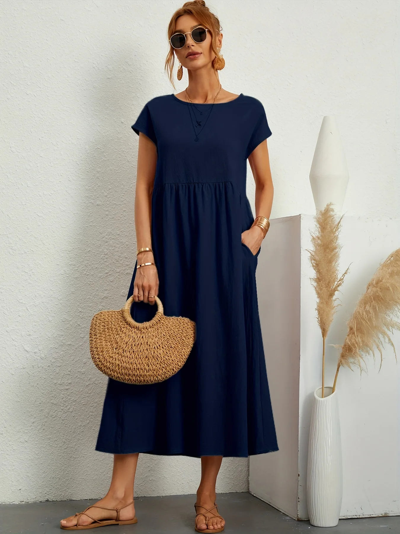 Women's Elegant Solid Maxi Dress Summer Short Sleeve O Neck Vintage Harajuku Loose Sundress with Pockets Long Dress
Women's Elegant Solid Maxi Dress Summer Short Sleeve O Neck Vintage Harajuku Loose Sundress with Pockets Long Dress