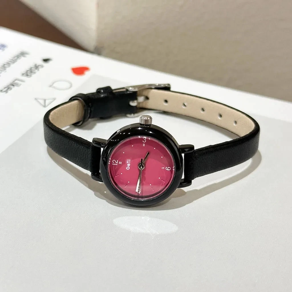 Sweet and Cool Little Wild Berry Watch for Girls, Students and Children, Niche Cute Internet Celebrity Dopamine Small Round Watch, New Middle and High School
Sweet and Cool Little Wild Berry Watch for Girls, Students and Children, Niche Cute Internet Celebrity Dopamine Small Round Watch, New Middle and High School