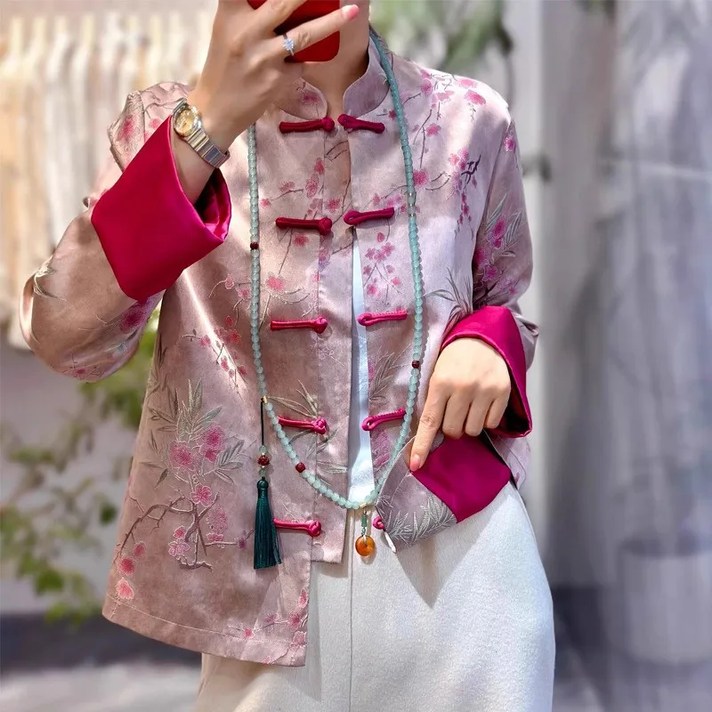 Light luxury jacquard top women's day new national wind stand collar disc loose coat
Light luxury jacquard top women's day new national wind stand collar disc loose coat