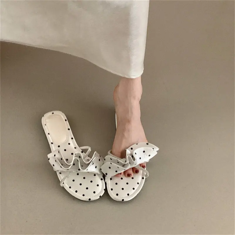 Crystal Slippers Women Flats Sandals Designer Woman Shoes Summer 2026 Casual Beach Shoes Comfort Dress Shoes Mujer Flip Flops
Crystal Slippers Women Flats Sandals Designer Woman Shoes Summer 2026 Casual Beach Shoes Comfort Dress Shoes Mujer Flip Flops