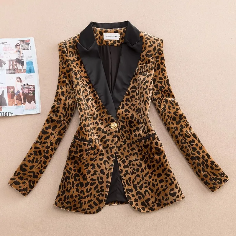 Блейзер с леопардовым принтом в стиле ретро, весна-осень 2021, женская бархатная куртка с длинными рукавами, модный тонкий костюм, топ
Блейзер с леопардовым принтом в стиле ретро, весна-осень 2021, женская бархатная куртка с длинными рукавами, модный тонкий костюм, топ