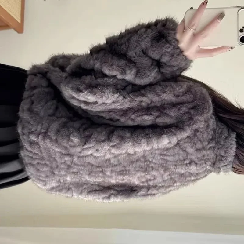 Korean Ladies Casual Short Plush Outwear Spring Women Fashion Long Sleeved Tops Fur Jacket Winter Female High End Faux Fur Coat
Korean Ladies Casual Short Plush Outwear Spring Women Fashion Long Sleeved Tops Fur Jacket Winter Female High End Faux Fur Coat
