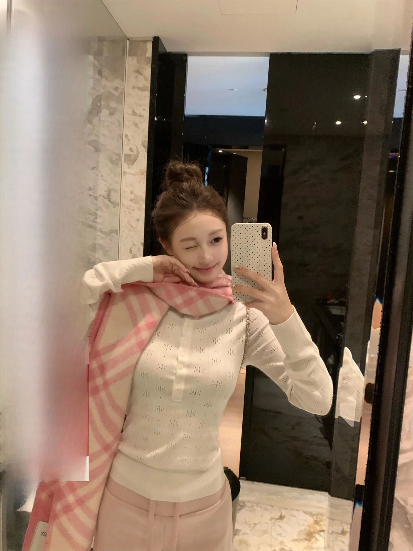 Soft ell Button up Hollow out Knitted Sweater Slim Fit Early Autumn Base Layer Chestnut a Henry Collar Knitwear
Soft ell Button up Hollow out Knitted Sweater Slim Fit Early Autumn Base Layer Chestnut a Henry Collar Knitwear