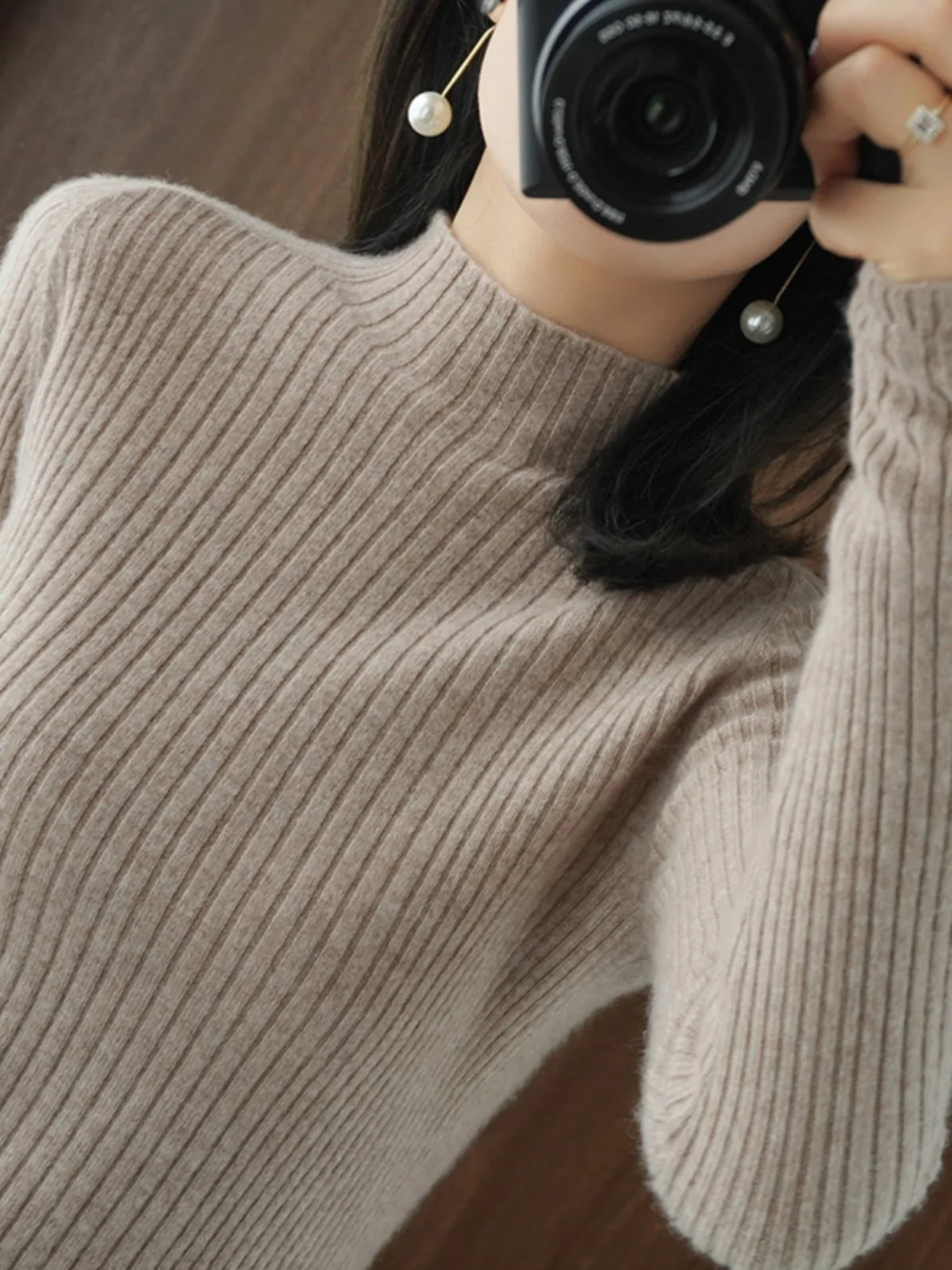 Женская вязаная шерстяная облегающая базовая кофта с высоким воротником, без катышков, для весеннего сезона, для повседневной носки, модная, 2026
Женская вязаная шерстяная облегающая базовая кофта с высоким воротником, без катышков, для весеннего сезона, для повседневной носки, модная, 2026