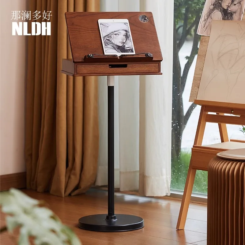 American retro floor-to-ceiling wooden easel drawing board Multifunctional solid wood drawing board Art supplies display stand S
American retro floor-to-ceiling wooden easel drawing board Multifunctional solid wood drawing board Art supplies display stand S