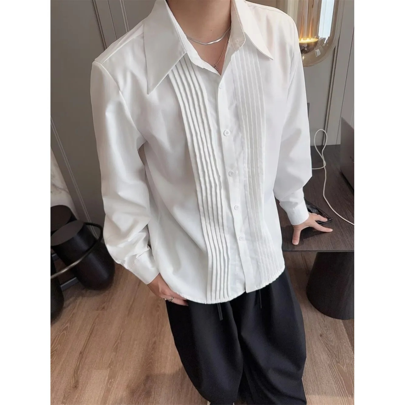 Men's Long Sve irt oulder Pads Autumn Winter plus Size 250 Pou Pleated Men's Faion High End Feeling Haome irt
Men's Long Sve irt oulder Pads Autumn Winter plus Size 250 Pou Pleated Men's Faion High End Feeling Haome irt