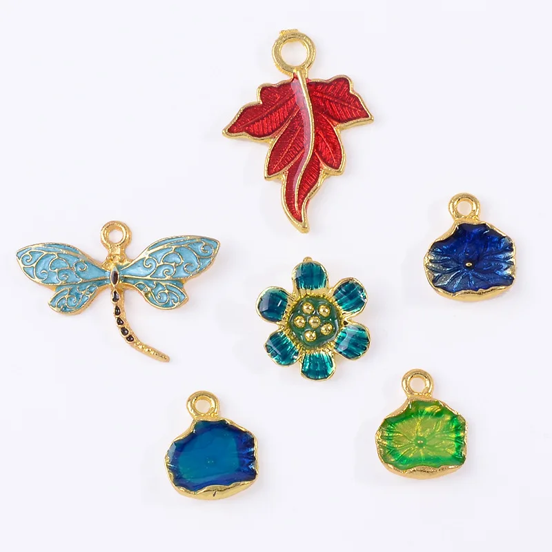 Spot direct supply leaves flowers dragonfly small pendant DIY handmade bookmark pen cap fringed alloy jewelry
Spot direct supply leaves flowers dragonfly small pendant DIY handmade bookmark pen cap fringed alloy jewelry