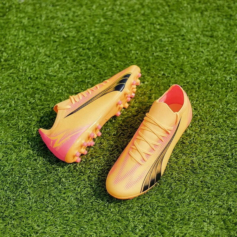 PUMA men's football shoes ULTRA MATCH MG series competition MG short spikes human grass
PUMA men's football shoes ULTRA MATCH MG series competition MG short spikes human grass