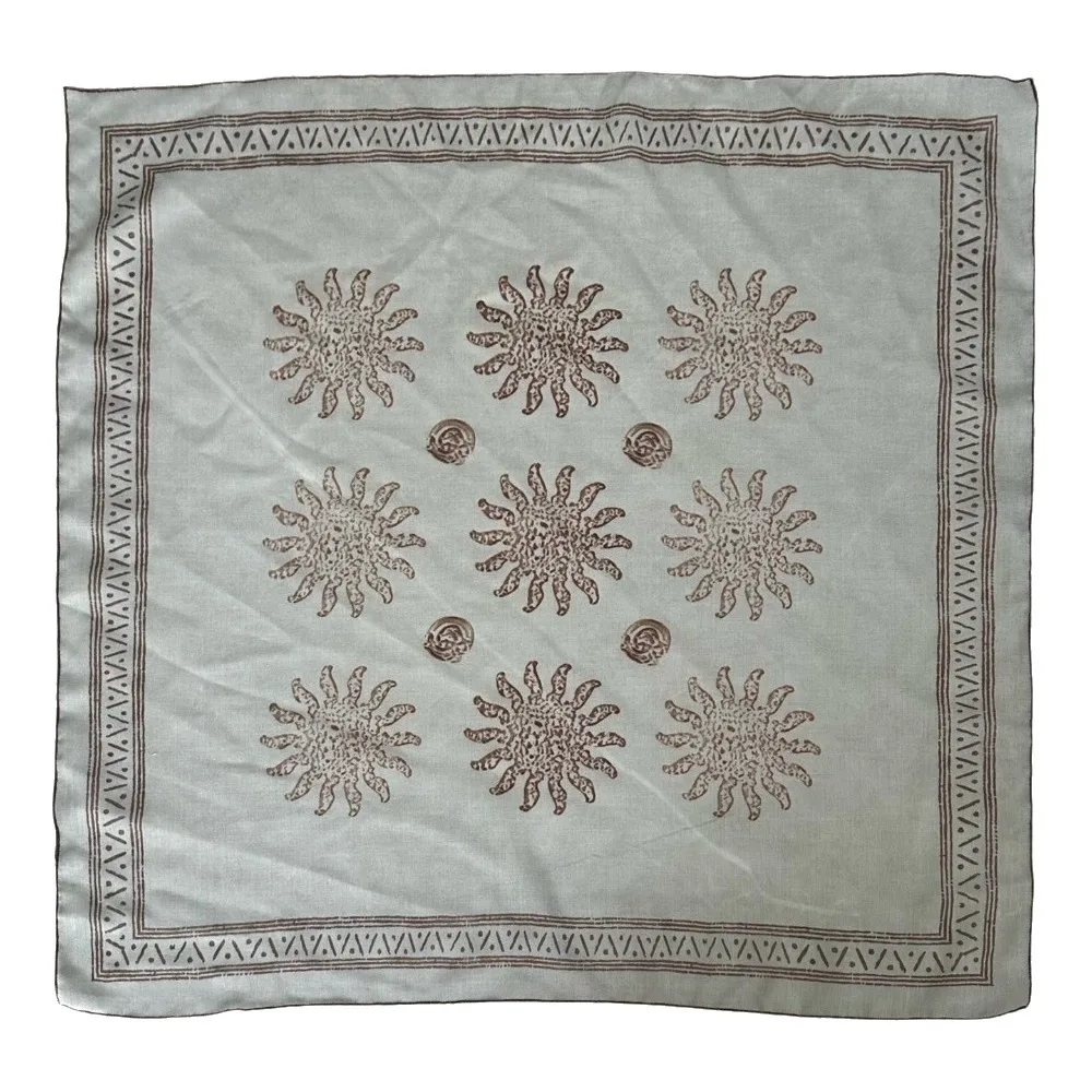 Retro Flower Square Headscarf Y2K Hip Hop Print Hair Scarf Soft Wrap Headband Punk Bandana Girls
Retro Flower Square Headscarf Y2K Hip Hop Print Hair Scarf Soft Wrap Headband Punk Bandana Girls