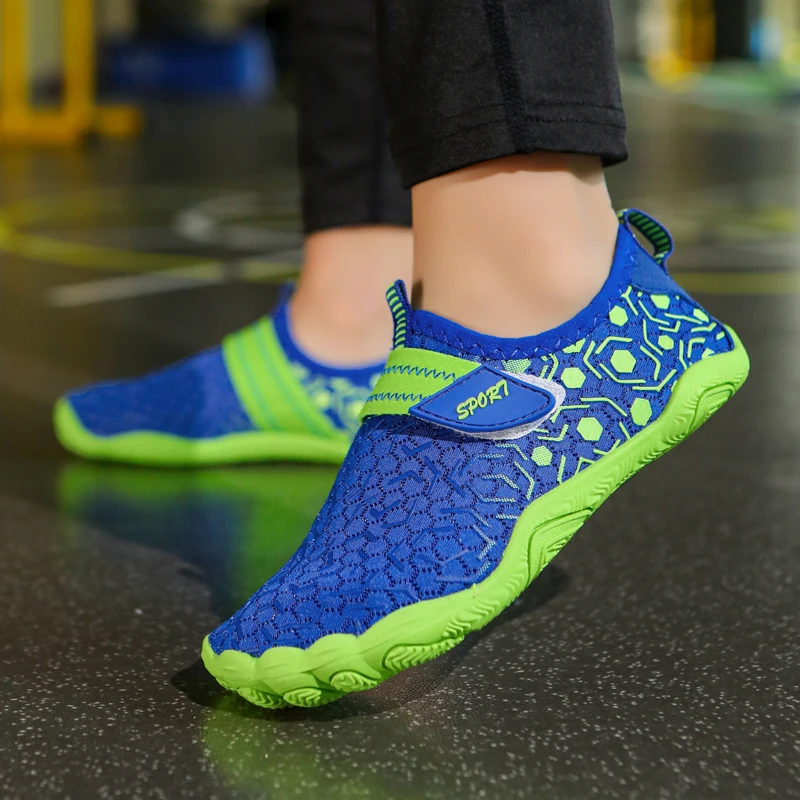 Children's Water Sneakers Swimming Beach Quick-Dry Wading Footwear Boys Girls Outdoor Upstream Shoes Breathable Barefoot Sandals
Children's Water Sneakers Swimming Beach Quick-Dry Wading Footwear Boys Girls Outdoor Upstream Shoes Breathable Barefoot Sandals