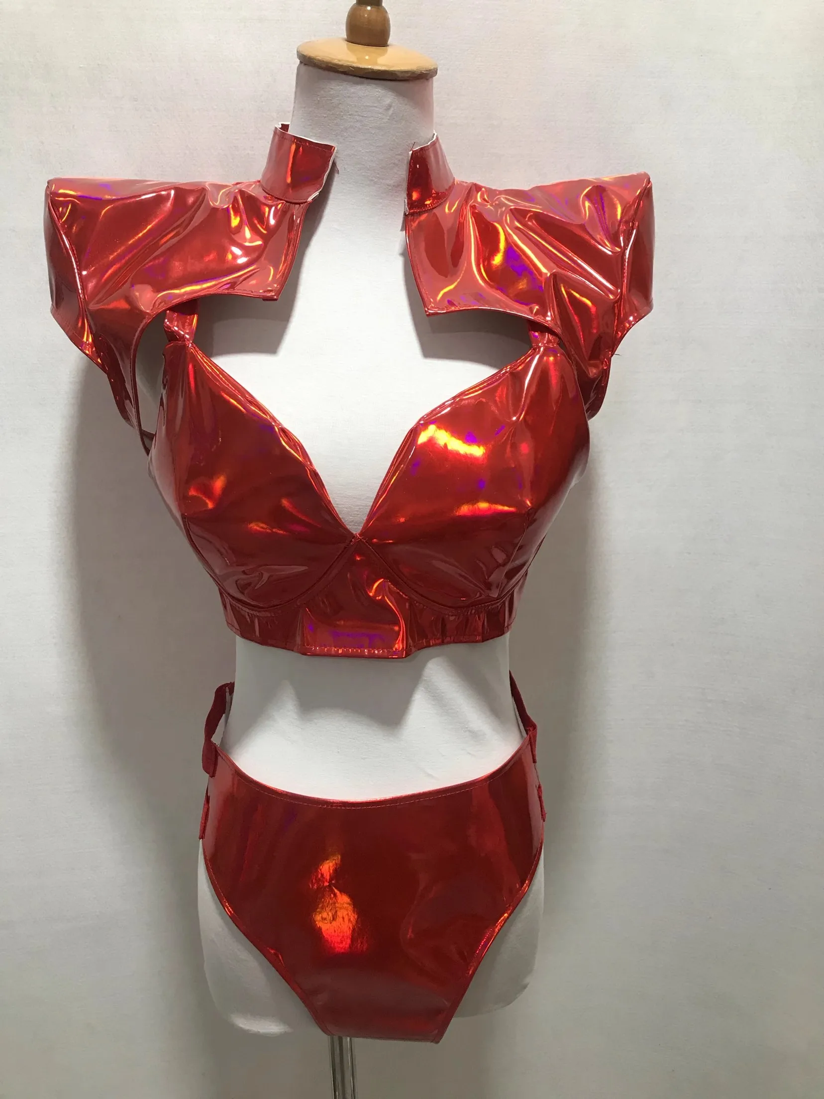 Colorful Bright Red Black Leather Shoulder Pads Split Set Top+Bikini+Cuff Bar GOGO Singer Dance Stage Performance Costume
Colorful Bright Red Black Leather Shoulder Pads Split Set Top+Bikini+Cuff Bar GOGO Singer Dance Stage Performance Costume