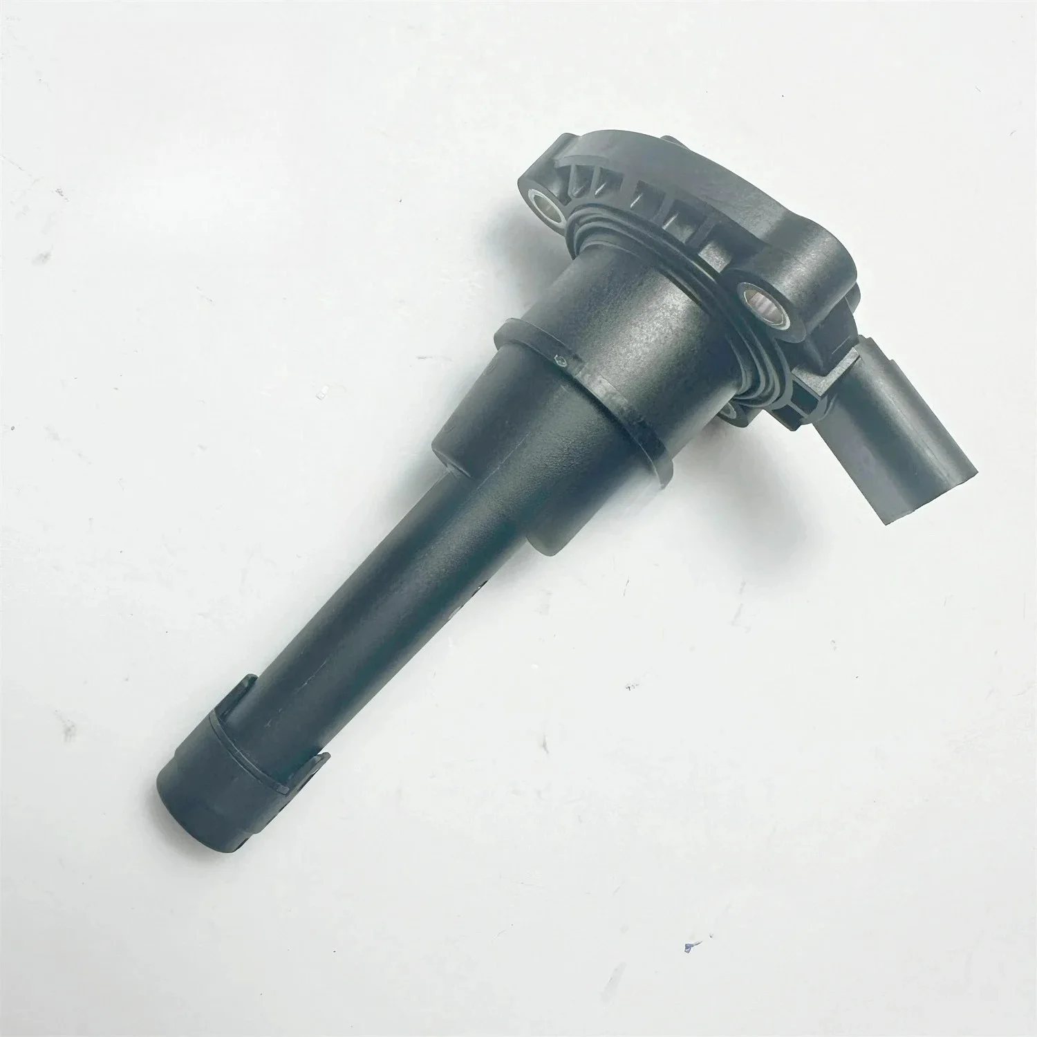 Oil Level Sensor 06M907660A Original Quality Auto Engine Oil Level Detection Replacement Part
Oil Level Sensor 06M907660A Original Quality Auto Engine Oil Level Detection Replacement Part