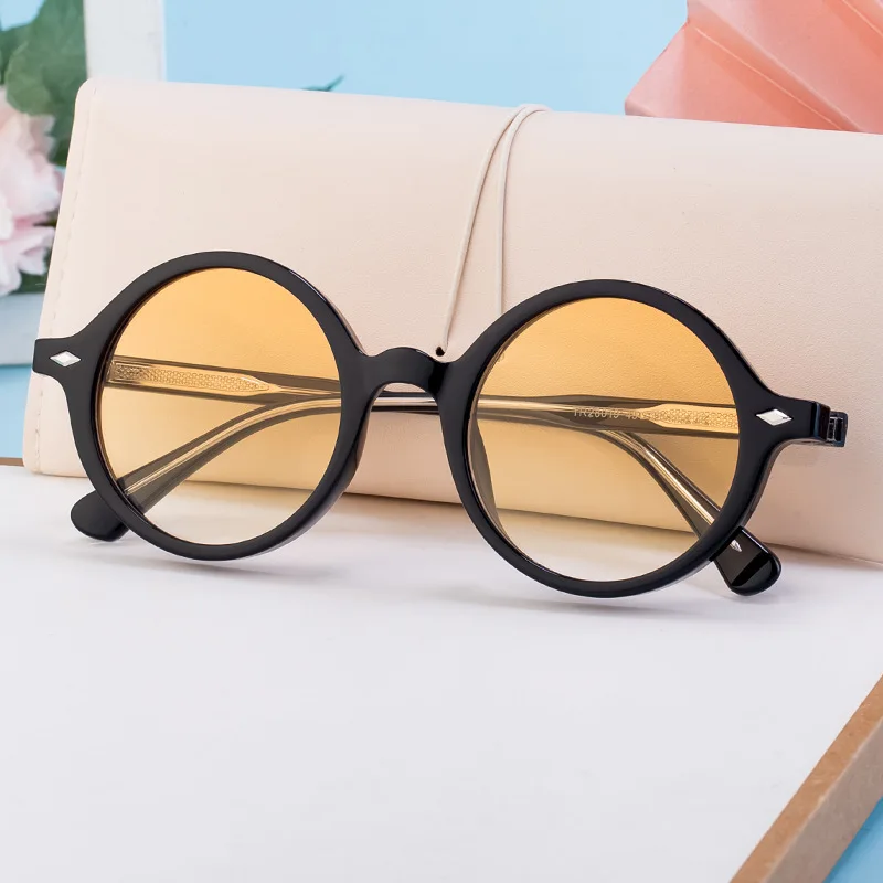 2025 New Retro Round Sunglasses Men Women Classic Leopard Frame Sun Glasses Fashion Black Driving Male Female Goggles UV400
2025 New Retro Round Sunglasses Men Women Classic Leopard Frame Sun Glasses Fashion Black Driving Male Female Goggles UV400