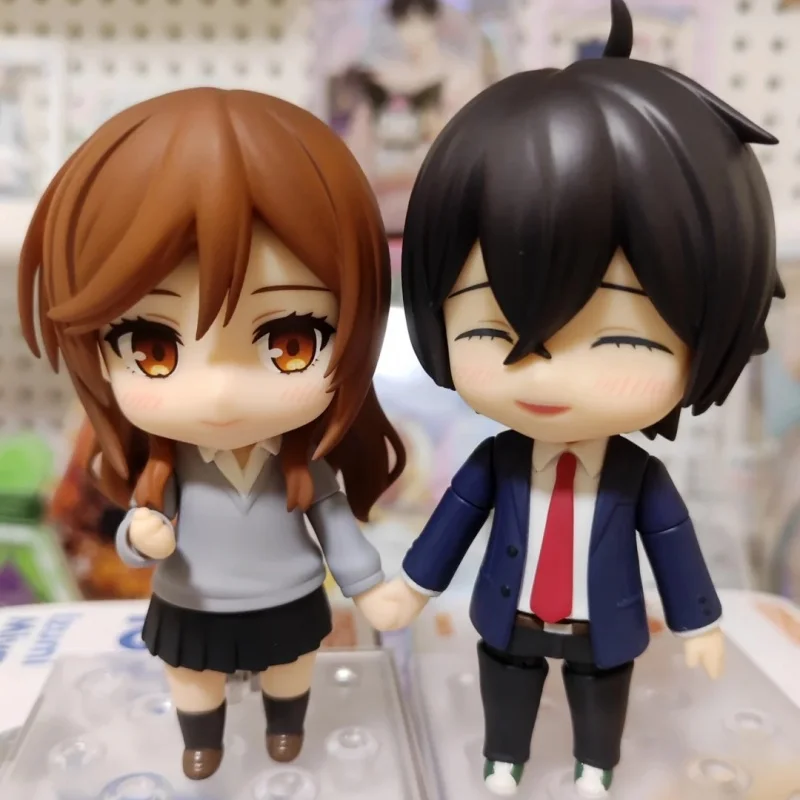 Оригинальная фигурка из серии Horimiya: The Missing Pieces, Кёко Хори, Изуми Миямура, декоративная статуэтка для стола, милый коллекционный подарок
Оригинальная фигурка из серии Horimiya: The Missing Pieces, Кёко Хори, Изуми Миямура, декоративная статуэтка для стола, милый коллекционный подарок