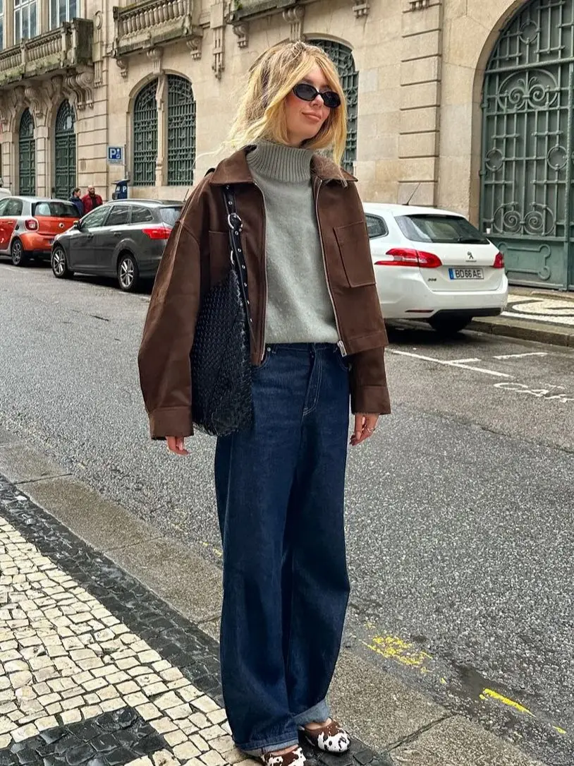 Women's Bomber Jacket Lapel Long Sleeve Zipper Suede Jackets 2025 Autumn Warm Windbreak Cropped Jackets Coats Outerwears Clothes
Women's Bomber Jacket Lapel Long Sleeve Zipper Suede Jackets 2025 Autumn Warm Windbreak Cropped Jackets Coats Outerwears Clothes