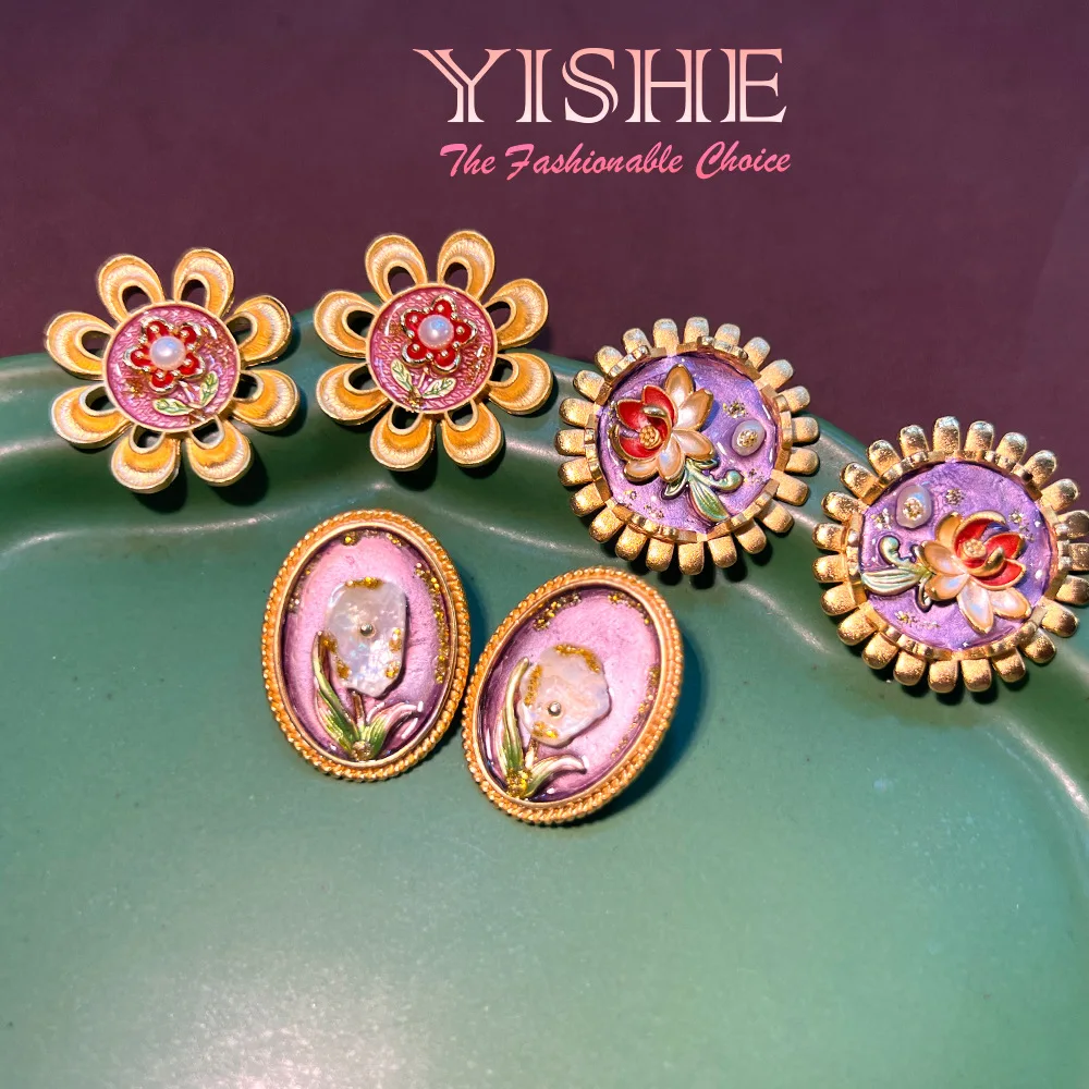 Серьги-гвоздики с масляной росписью, фиолетовые, с натуральным жемчугом, в стиле французских интернет-знаменитостей, хит продаж, с медным покрытием, позолоченные, из серебра S925 пробы, премиум-класса
Серьги-гвоздики с масляной росписью, фиолетовые, с натуральным жемчугом, в стиле французских интернет-знаменитостей, хит продаж, с медным покрытием, позолоченные, из серебра S925 пробы, премиум-класса