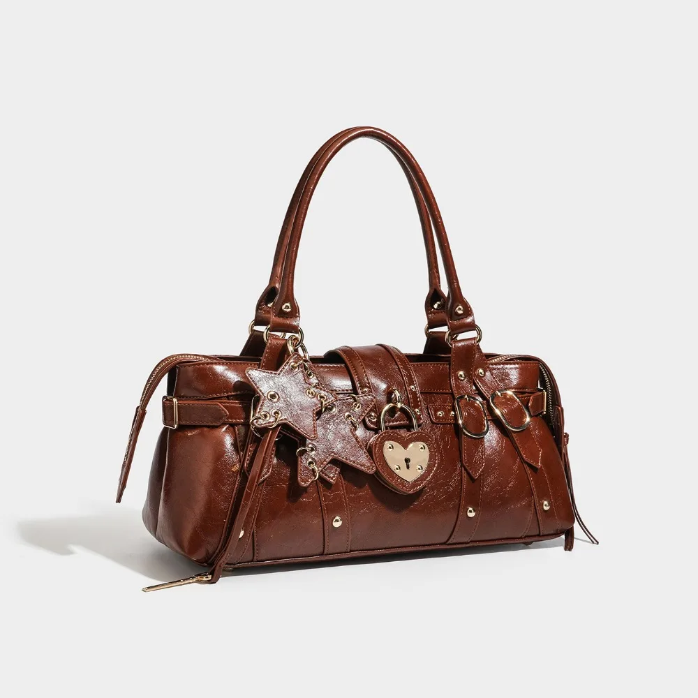 2026 Summer New Retro Locomotive Bag Multi-belt Rivet Boston Bag Spice Girl Wind Shoulder Texture Unique Fashion Simple Metal
2026 Summer New Retro Locomotive Bag Multi-belt Rivet Boston Bag Spice Girl Wind Shoulder Texture Unique Fashion Simple Metal