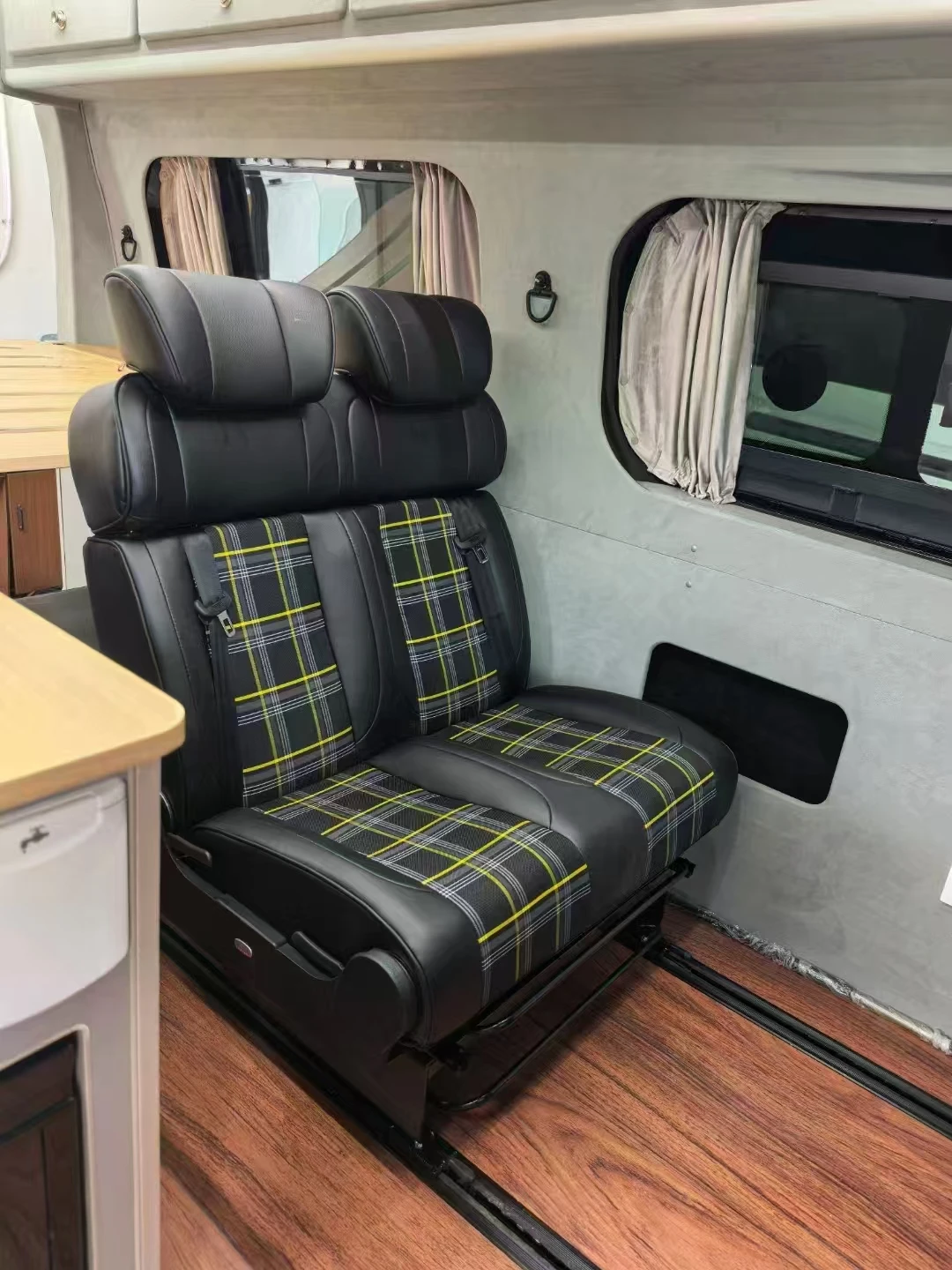 Multifunctional PU Leather RV MPV Motorhome Sprinter Promaster Hiace Van Seats 3-fold Changeover Bed Seat for Van Conversion
