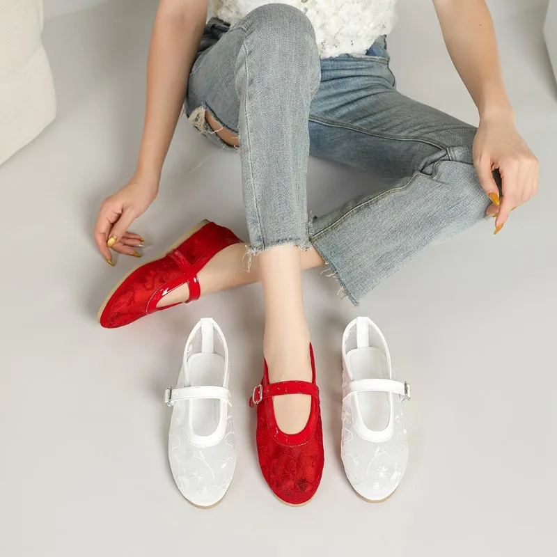 Mary Jane Shoes Women Breathable Mesh 2026 New Summer Red Embroidered Women Flat Ballet Shoes Large Size Bridal Shoes For Women
Mary Jane Shoes Women Breathable Mesh 2026 New Summer Red Embroidered Women Flat Ballet Shoes Large Size Bridal Shoes For Women