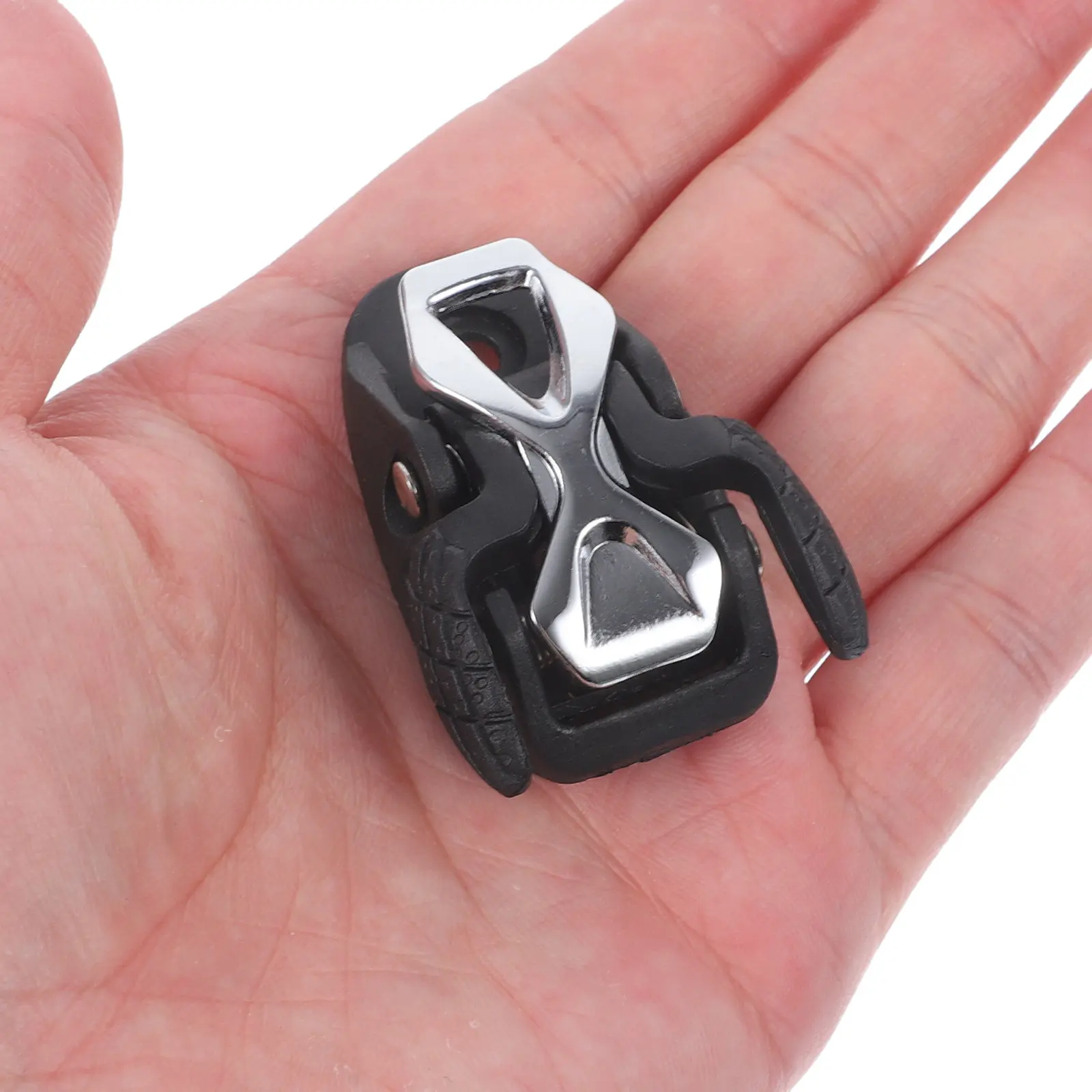 2Pcs Roller Skates Buckle Durable Fixing Buckles Professional Skate Shoe Accessories Replacement Buckles Portable Fixing Buckle
2Pcs Roller Skates Buckle Durable Fixing Buckles Professional Skate Shoe Accessories Replacement Buckles Portable Fixing Buckle