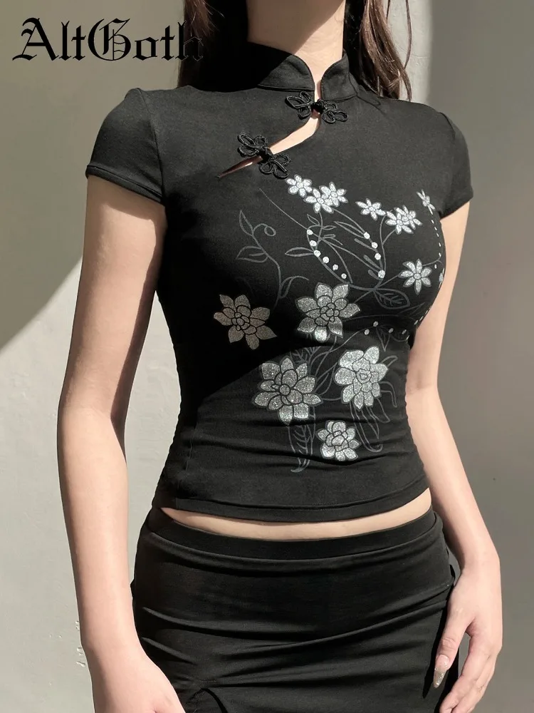 AltGoth Chinese Style Cheongsam T-shirt Women Gothic Vintage Fairycore Hollow Out Florals Print Short Sleeve Crop Tee Top Female
AltGoth Chinese Style Cheongsam T-shirt Women Gothic Vintage Fairycore Hollow Out Florals Print Short Sleeve Crop Tee Top Female