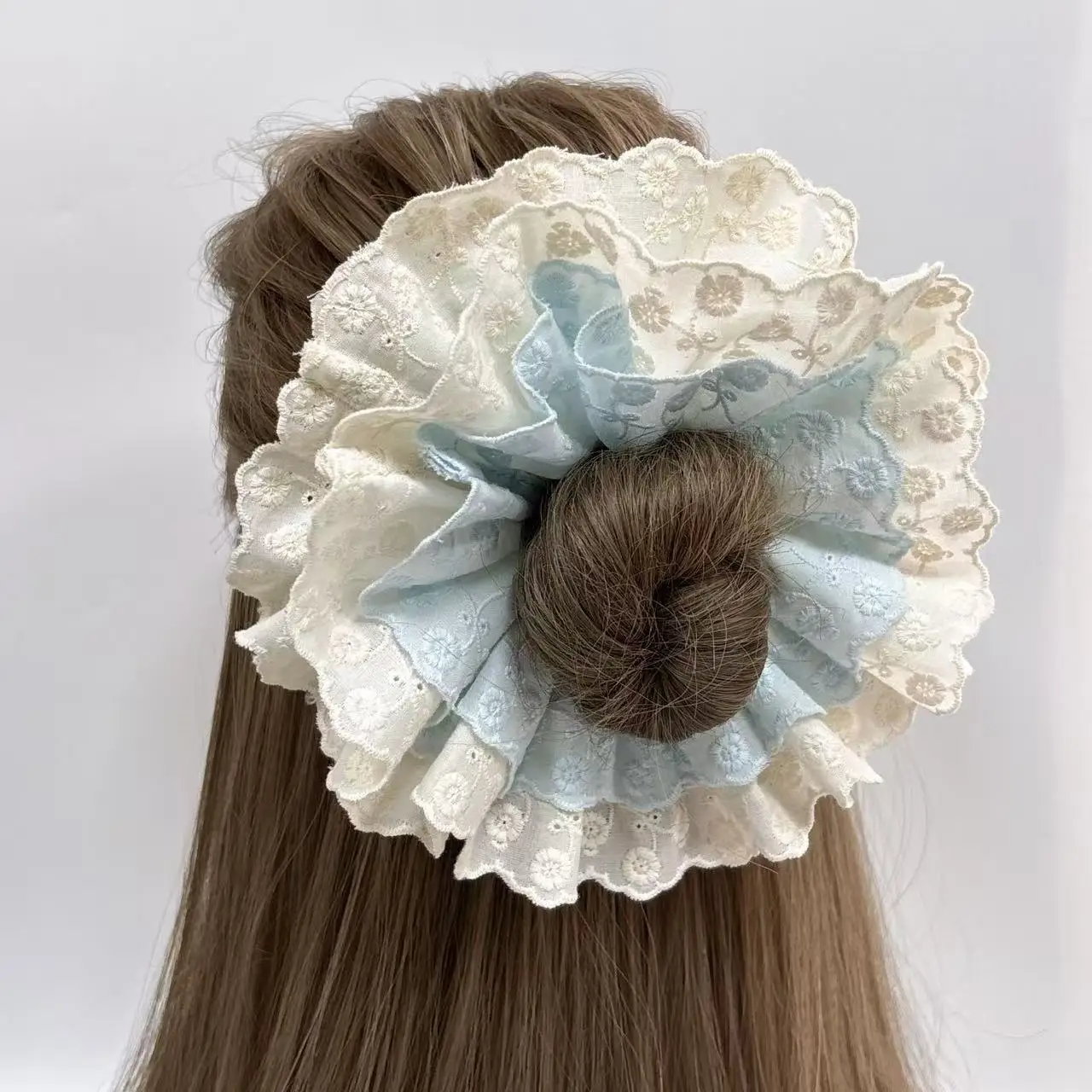 Lolita Lace Scrunchies Flower Embroidery Ponytail Holder Hair Ties Elastic Hair Rope For Women Girls Hair Accessories
Lolita Lace Scrunchies Flower Embroidery Ponytail Holder Hair Ties Elastic Hair Rope For Women Girls Hair Accessories