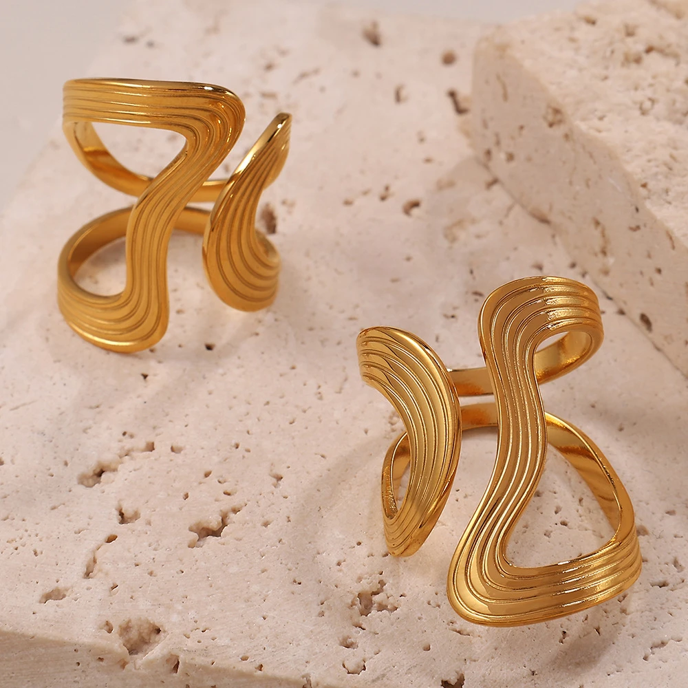 Keen on Ring Stainless Steel Fashion Irregular High end Light Luxury Niche Design European American
Keen on Ring Stainless Steel Fashion Irregular High end Light Luxury Niche Design European American