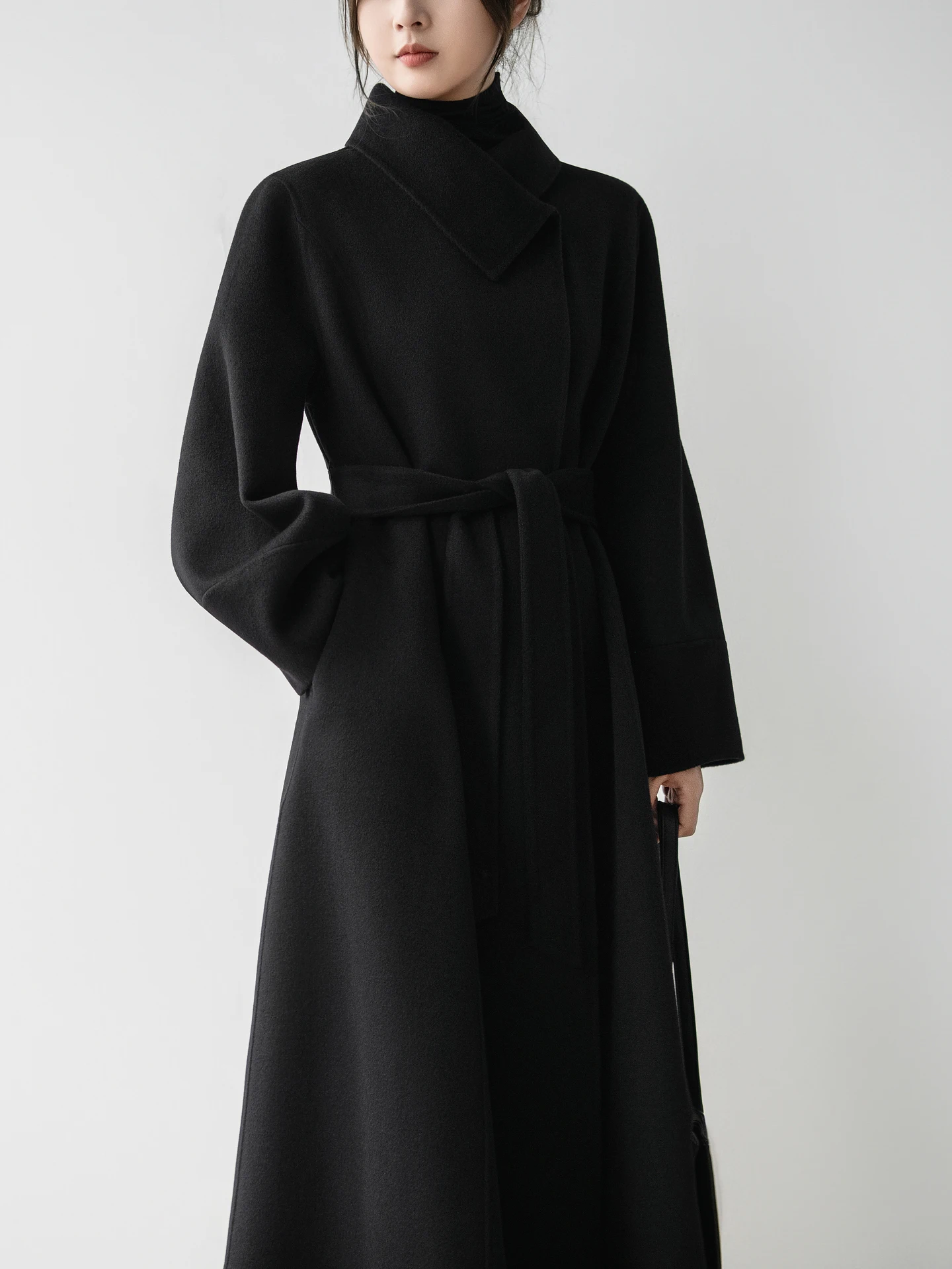 Винтажное шерстяное пальто Hebe Sle высокого качества для женщин: простое, с высоким воротником, длинное, из твида, с поясом, с длинными рукавами
Винтажное шерстяное пальто Hebe Sle высокого качества для женщин: простое, с высоким воротником, длинное, из твида, с поясом, с длинными рукавами