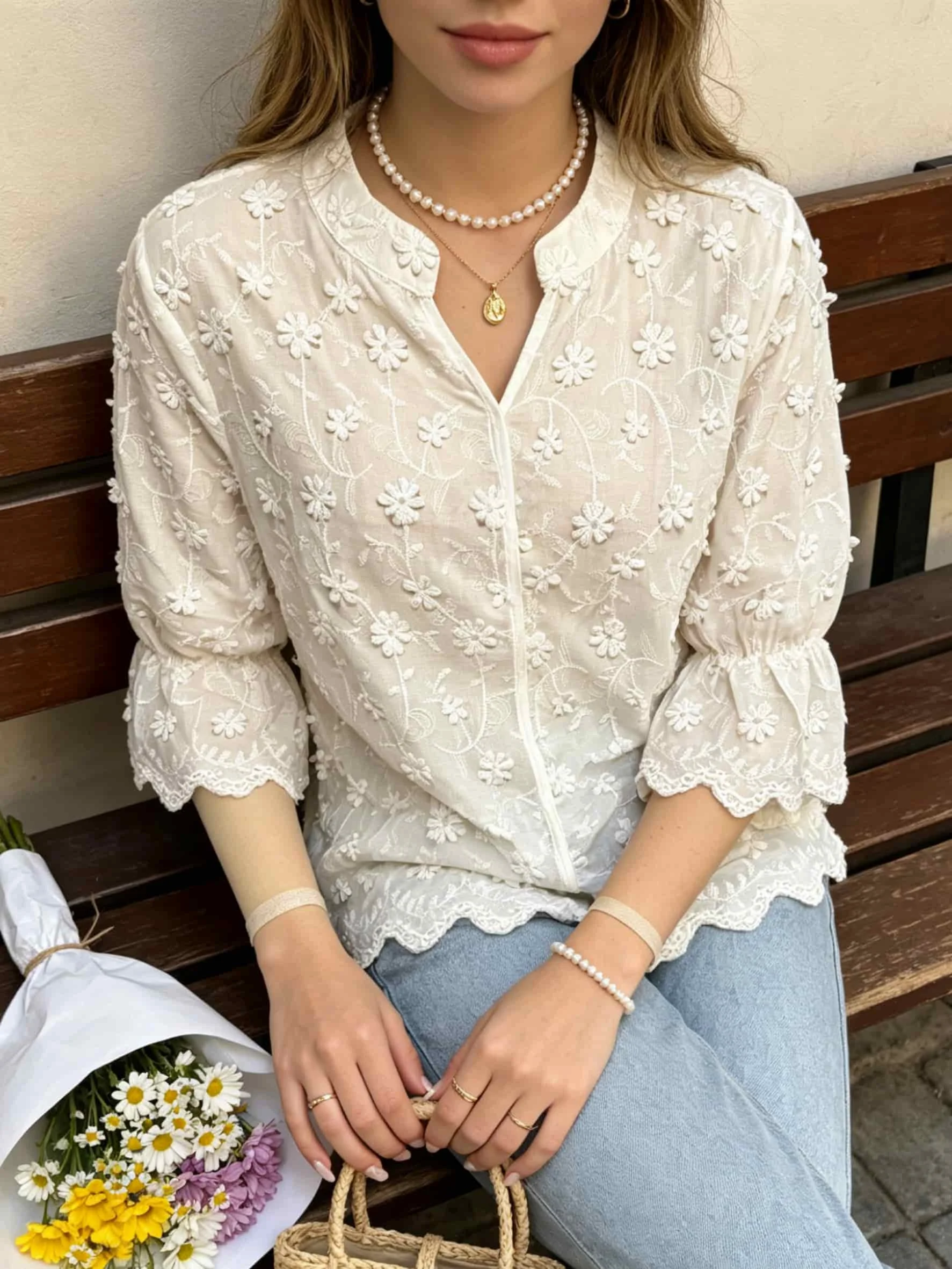 Jap & Kor Style Half Sleeve Solid Color Casual 3D Flower Women's Shirt Chic Slimming Sweet V-neck Elegant Lady Pullover Shirts
Jap & Kor Style Half Sleeve Solid Color Casual 3D Flower Women's Shirt Chic Slimming Sweet V-neck Elegant Lady Pullover Shirts