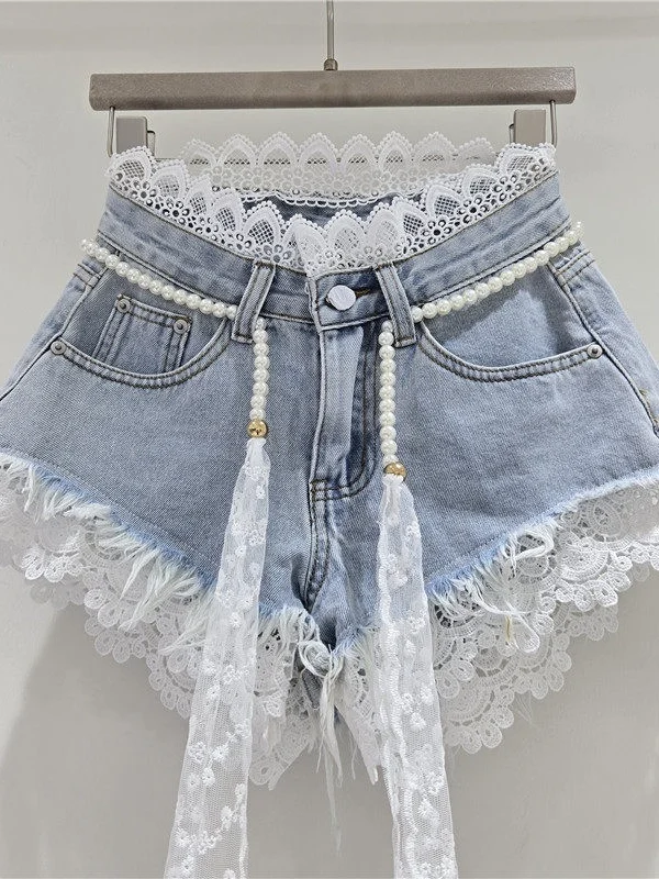 Summer 2026 Women's High Waist Patchwork Lace Trim Denim Shorts with Belt Loop Trendy Hot Pants Commute Style Korean Version
Summer 2026 Women's High Waist Patchwork Lace Trim Denim Shorts with Belt Loop Trendy Hot Pants Commute Style Korean Version