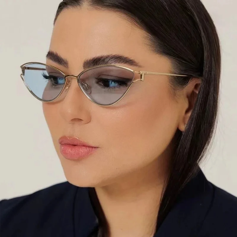 Fashion Cat Eye Metal Glasses Women's Daily Streetwear Accessories Men's Driving UV Sunglasses Travel Beach Sun Shade Sunglasses
Fashion Cat Eye Metal Glasses Women's Daily Streetwear Accessories Men's Driving UV Sunglasses Travel Beach Sun Shade Sunglasses