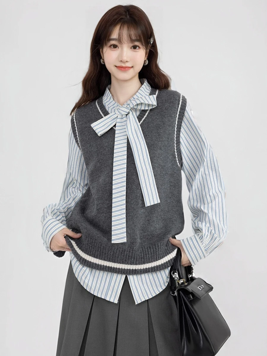 Women's Vintage V-Neck Knitted Vest Knot Shirt Pleated Long Skirt Three-Piece Set Autumn Fashion College Style
Women's Vintage V-Neck Knitted Vest Knot Shirt Pleated Long Skirt Three-Piece Set Autumn Fashion College Style