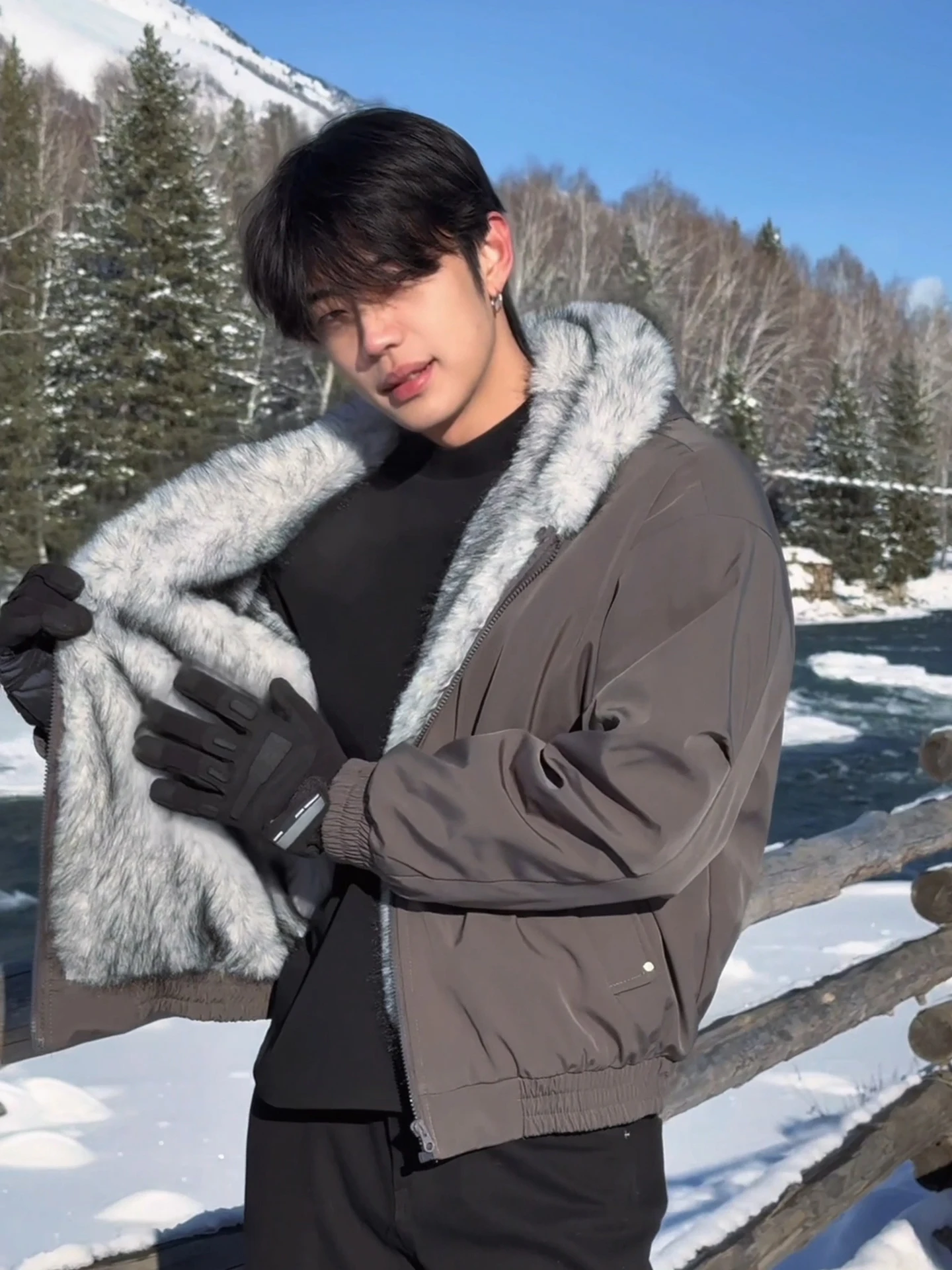 Мужское зимнее хлопковое пальто American Sle с капюшоном Mountain Eagle Jaet Faion Fce на подкладке, элитное пальто
Мужское зимнее хлопковое пальто American Sle с капюшоном Mountain Eagle Jaet Faion Fce на подкладке, элитное пальто