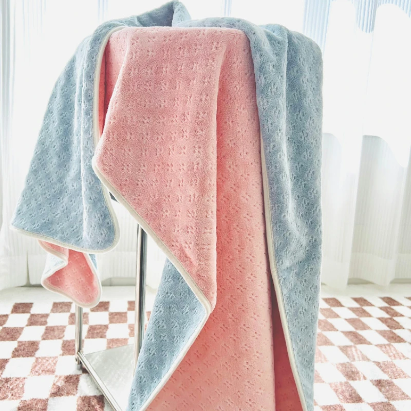 *Color matching nano-micro velvet thickened household adult towel bath towel men's and women's models
*Color matching nano-micro velvet thickened household adult towel bath towel men's and women's models