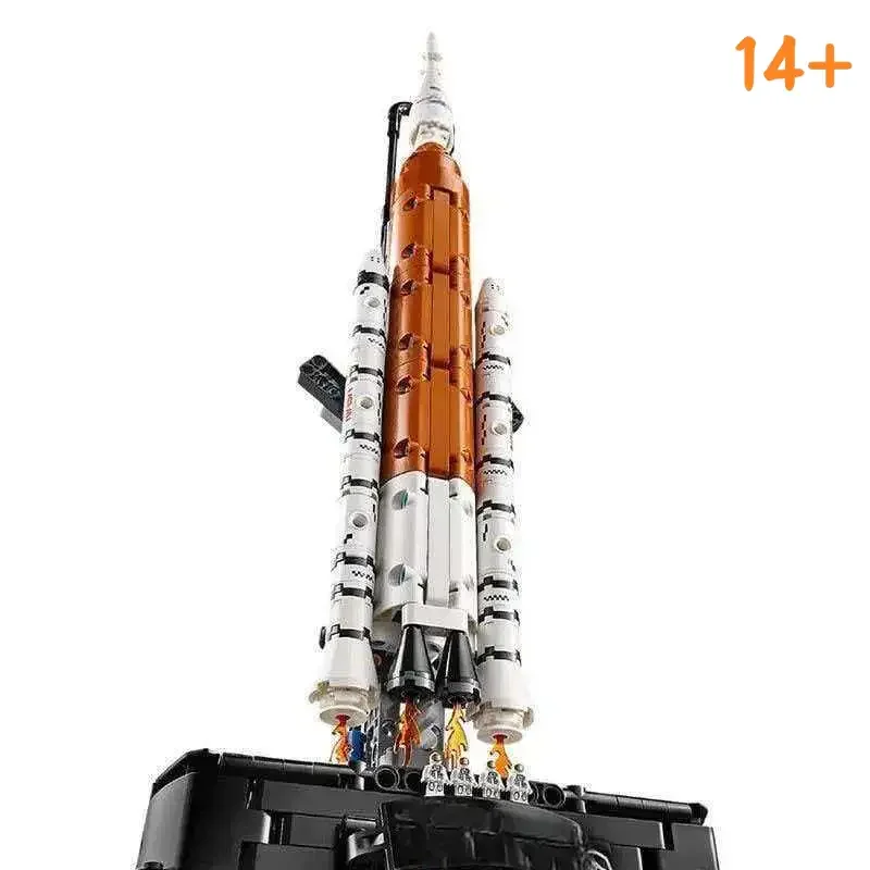 Disney 42221 632pcs Rocket Construction Blocks Spacecraft Model Educational Toy Christmas Gift compatible with LEGO bricks
Disney 42221 632pcs Rocket Construction Blocks Spacecraft Model Educational Toy Christmas Gift compatible with LEGO bricks