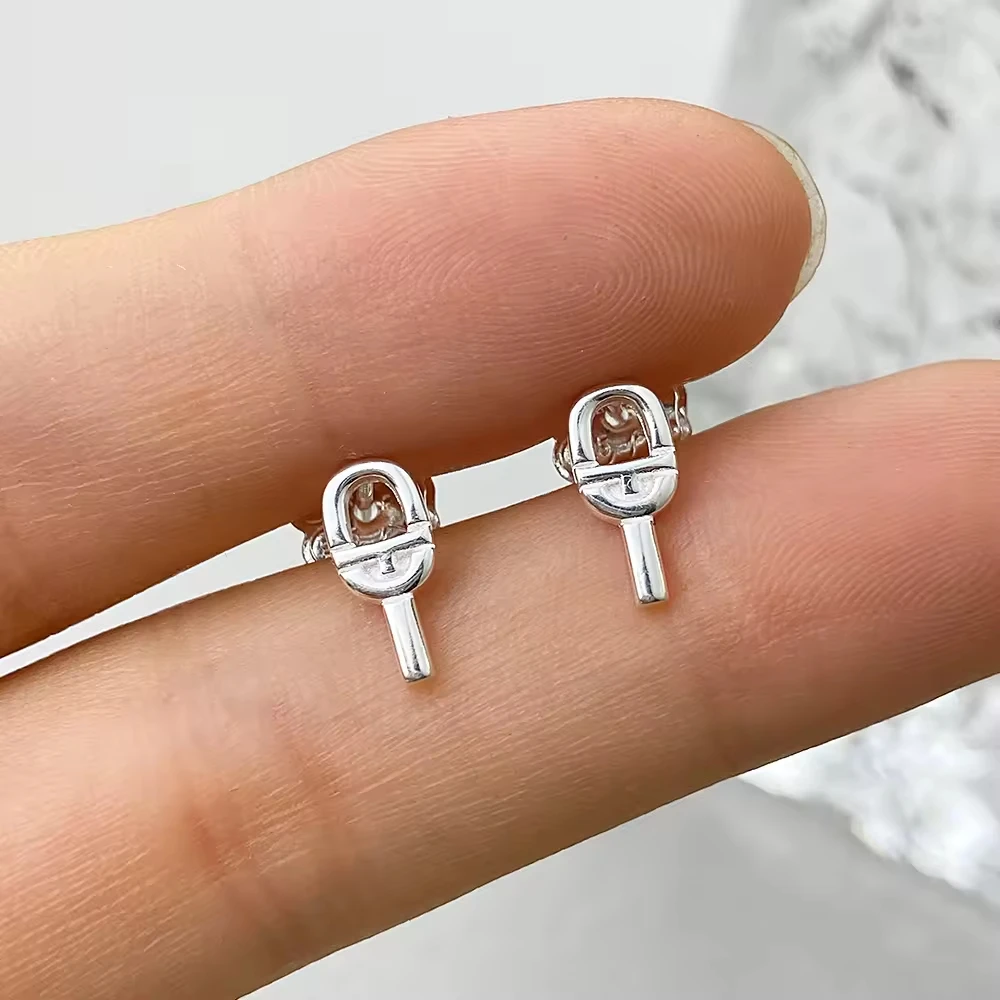 925 Sterling Silver High-Quality Earrings, Original Brand, Wholesale Women's Earrings and Jewelry
925 Sterling Silver High-Quality Earrings, Original Brand, Wholesale Women's Earrings and Jewelry