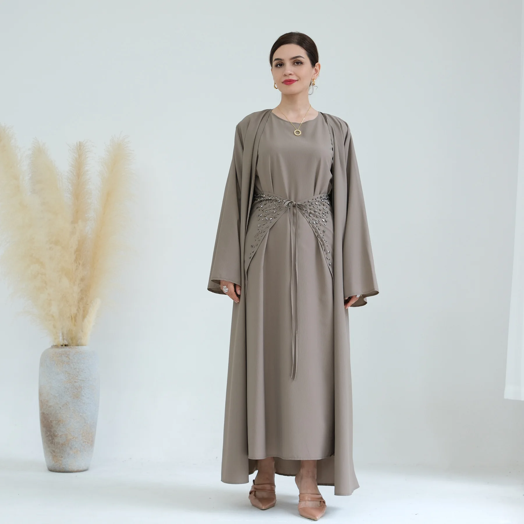 Eid Beaded Kimono Cardigan Muslim Sets for Women Kaftan Hijab Dress Dubai Abaya Islam Jalabiya Kebaya Maxi Robe Caftan Clothing
Eid Beaded Kimono Cardigan Muslim Sets for Women Kaftan Hijab Dress Dubai Abaya Islam Jalabiya Kebaya Maxi Robe Caftan Clothing
