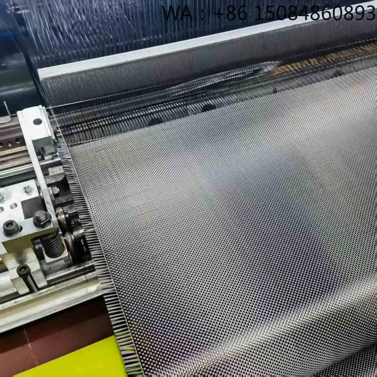 Twill carbon fiber reinforced fabric, durable cloth for bikes, drones and other sports equipment
Twill carbon fiber reinforced fabric, durable cloth for bikes, drones and other sports equipment