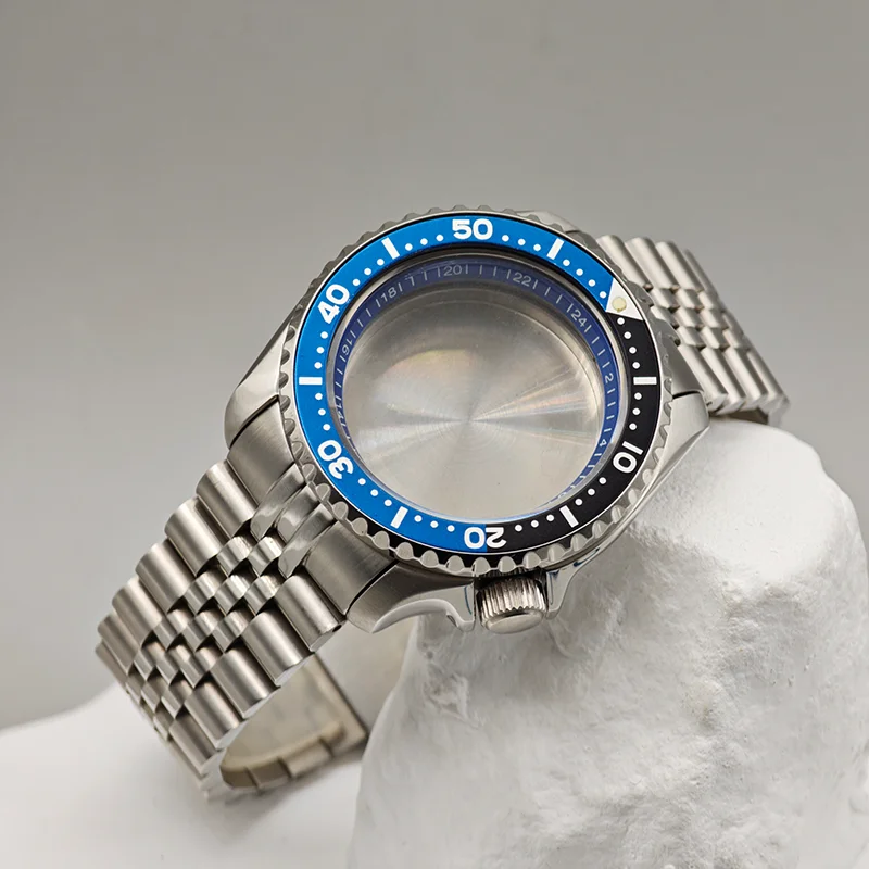 41MM SKX007 SKX009 Watch Case Fits NH35 NH36 Movements Silver Case Wth Blue Black Bezel Insert Chapter Ring Sapphire Glass Case
41MM SKX007 SKX009 Watch Case Fits NH35 NH36 Movements Silver Case Wth Blue Black Bezel Insert Chapter Ring Sapphire Glass Case