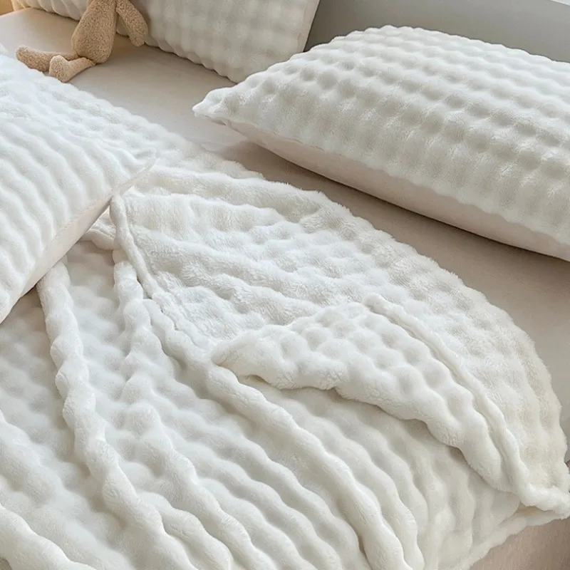 Solid Color Thickened Faux Rabbit Fur Blanket Double-Sided Soft Warm Throw Flannel Air Conditioning Shawl Sofa Office Nap Travel
Solid Color Thickened Faux Rabbit Fur Blanket Double-Sided Soft Warm Throw Flannel Air Conditioning Shawl Sofa Office Nap Travel