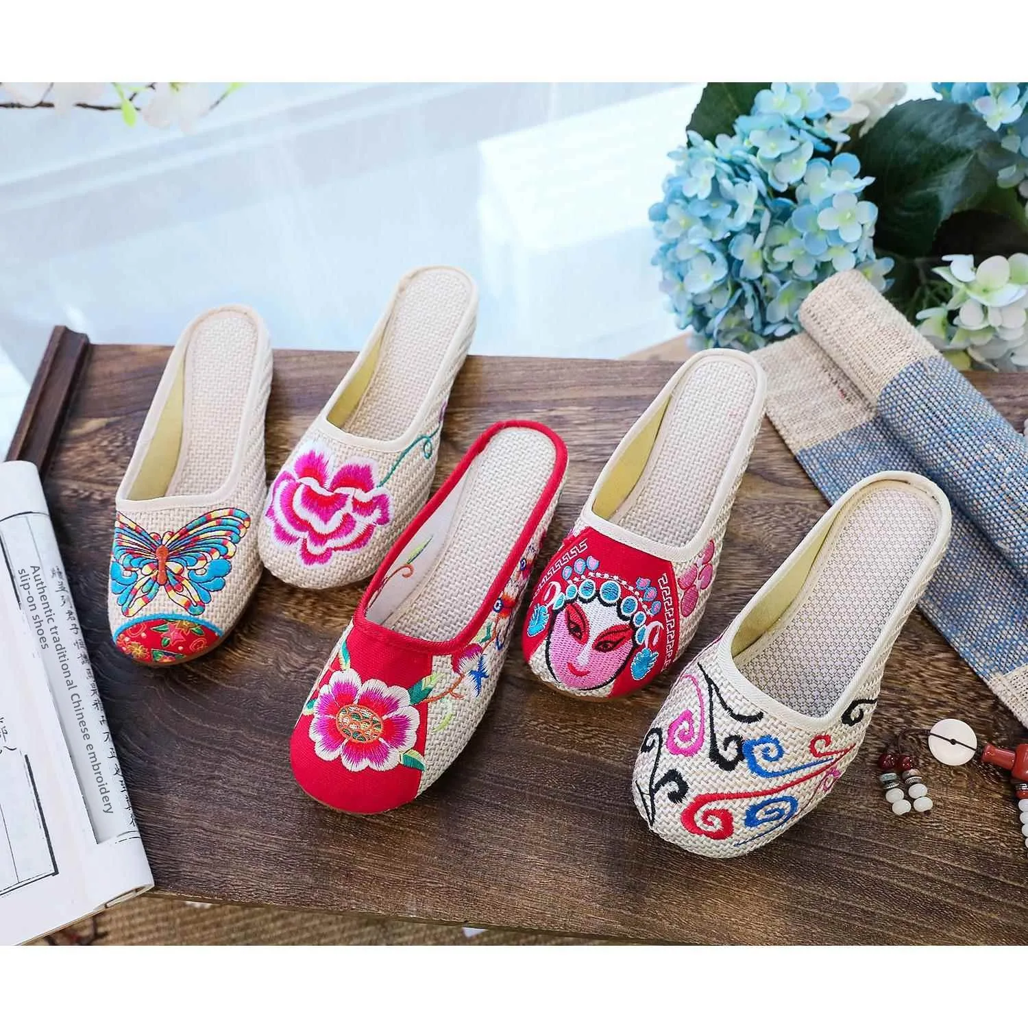Beijing Embroidered Slip-On Shoes Summer Linen Outdoors Indoor Slippers Clog Style Women Comfortable Breathable TPR Rubber Sole
Beijing Embroidered Slip-On Shoes Summer Linen Outdoors Indoor Slippers Clog Style Women Comfortable Breathable TPR Rubber Sole