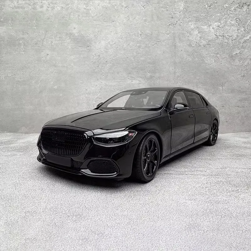 AR Maybach S-Class S680 Dark Night Series 2023 Obsidian Black 1:18 Alloy Car Model
AR Maybach S-Class S680 Dark Night Series 2023 Obsidian Black 1:18 Alloy Car Model