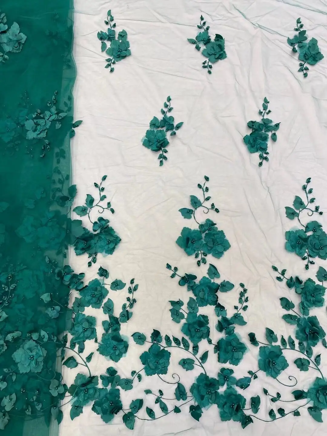 African 3d FLOWERS Lace Fabric Embroidery With SYJ-13067517 Beads Nigerian Tulle Lace For Wedding Party Dress
African 3d FLOWERS Lace Fabric Embroidery With SYJ-13067517 Beads Nigerian Tulle Lace For Wedding Party Dress